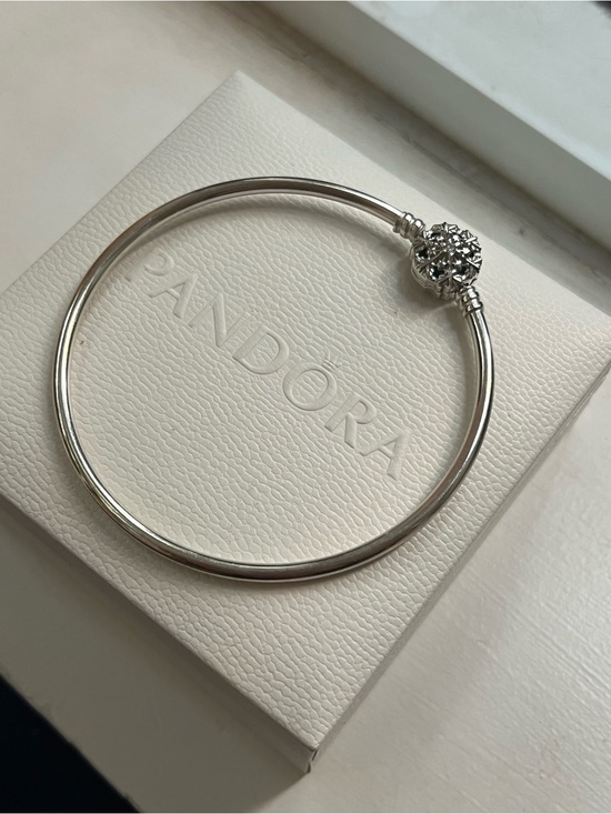Pandora Jewelry - Pandora Snowflake Bangle